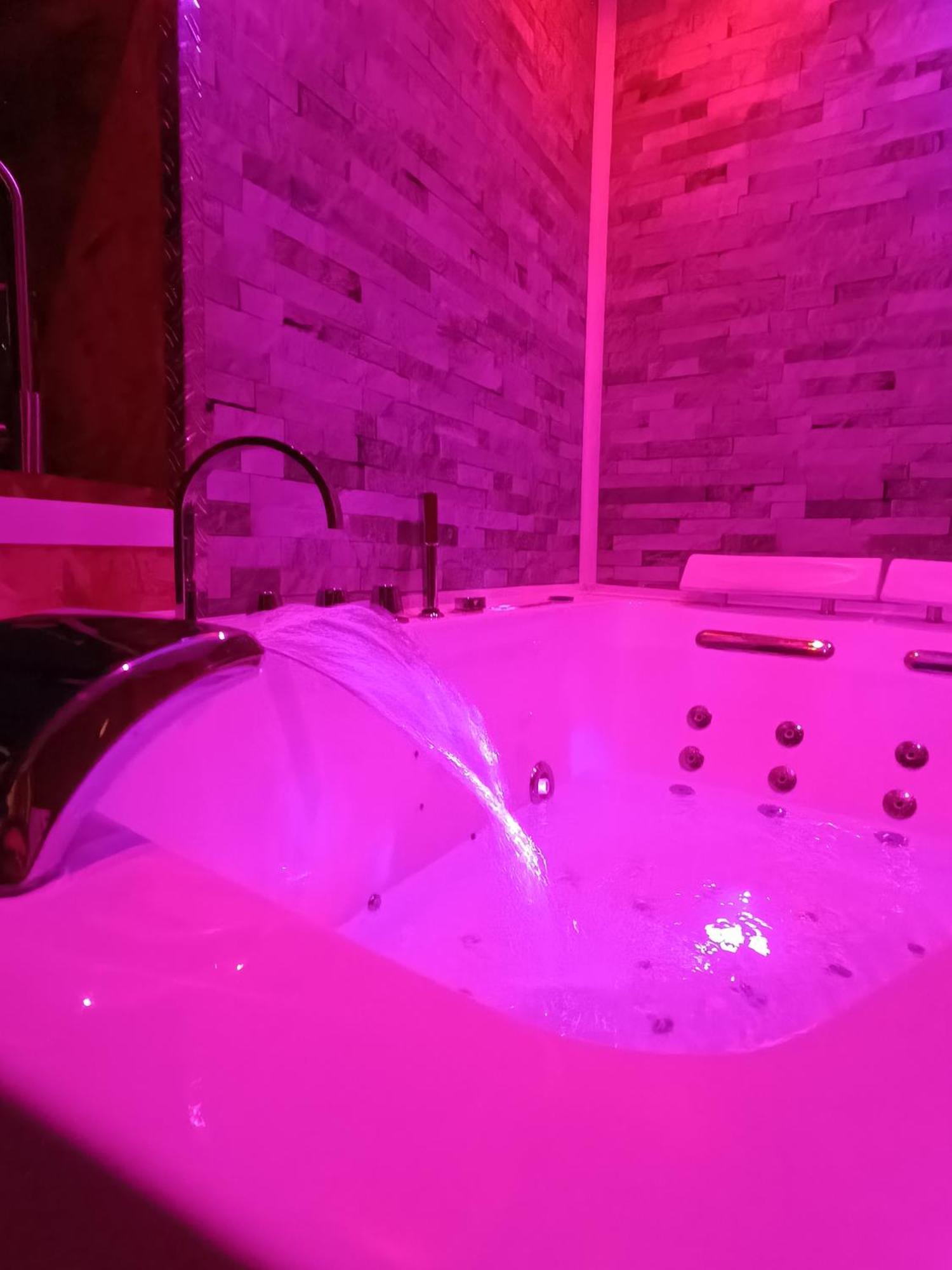 Sauna Balneo Lachez Prise Meuble De Tourisme Classe 3 Etoiles Verton Ferienhaus *